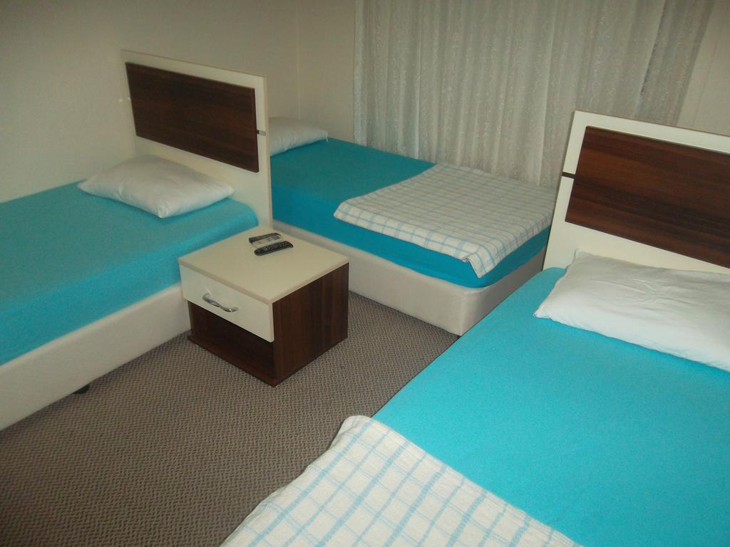 Konak Hotel Mut Экстерьер фото