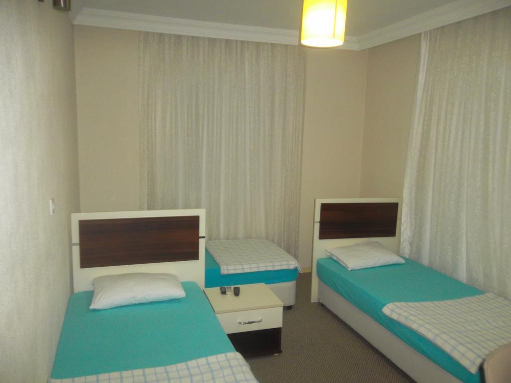 Konak Hotel Mut Экстерьер фото