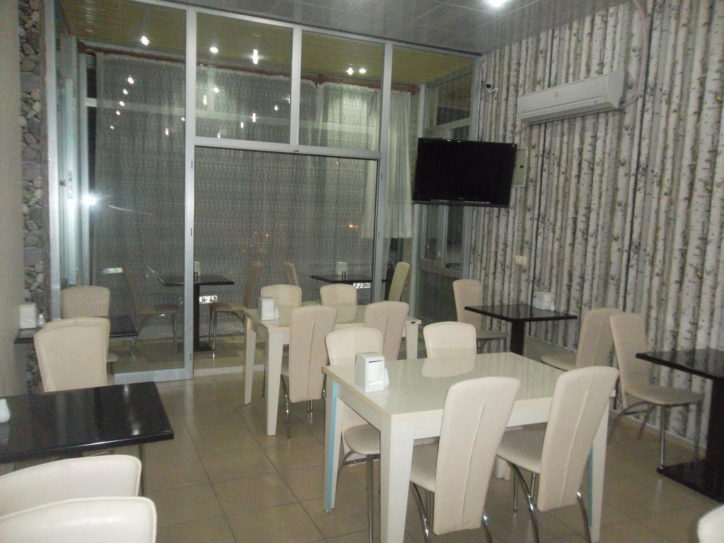 Konak Hotel Mut Экстерьер фото