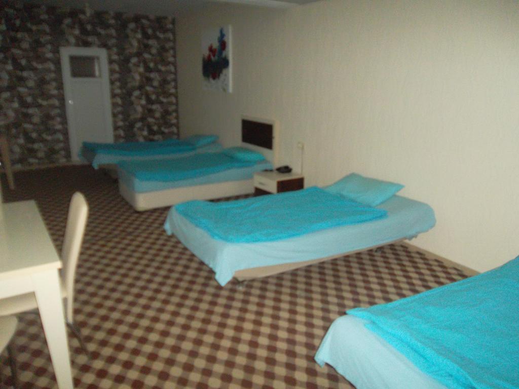 Konak Hotel Mut Экстерьер фото