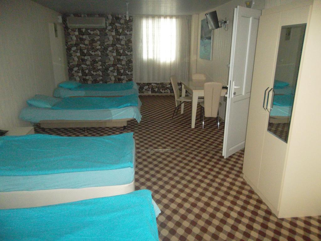 Konak Hotel Mut Экстерьер фото