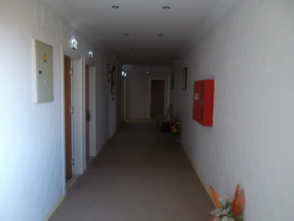 Konak Hotel Mut Экстерьер фото